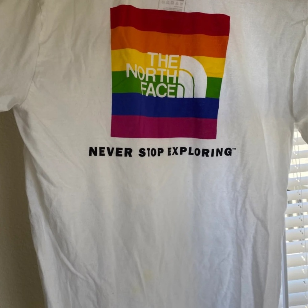 Tops - Picture 3 of 3